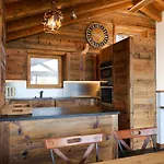 Casse-noisette Wonderful, Ski-in Ski-out Alpstuga *